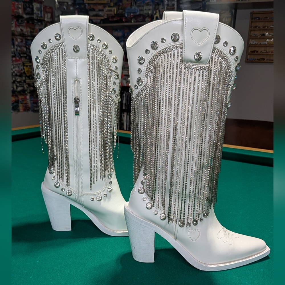 White Fringe Western Boots - Picture 12 of 12